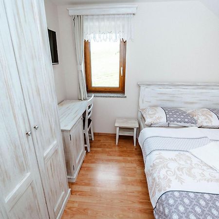 Zelena Oaza - B&B Miklavz pri Ormozu Buitenkant foto