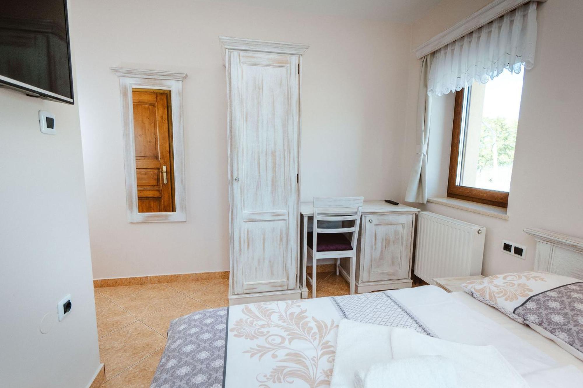 Zelena Oaza - B&B Miklavz pri Ormozu Buitenkant foto