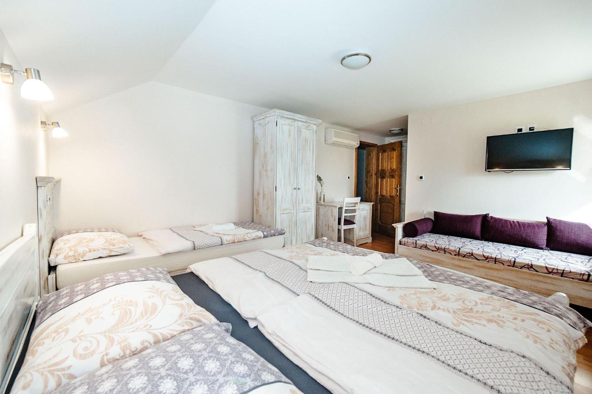 Zelena Oaza - B&B Miklavz pri Ormozu Buitenkant foto