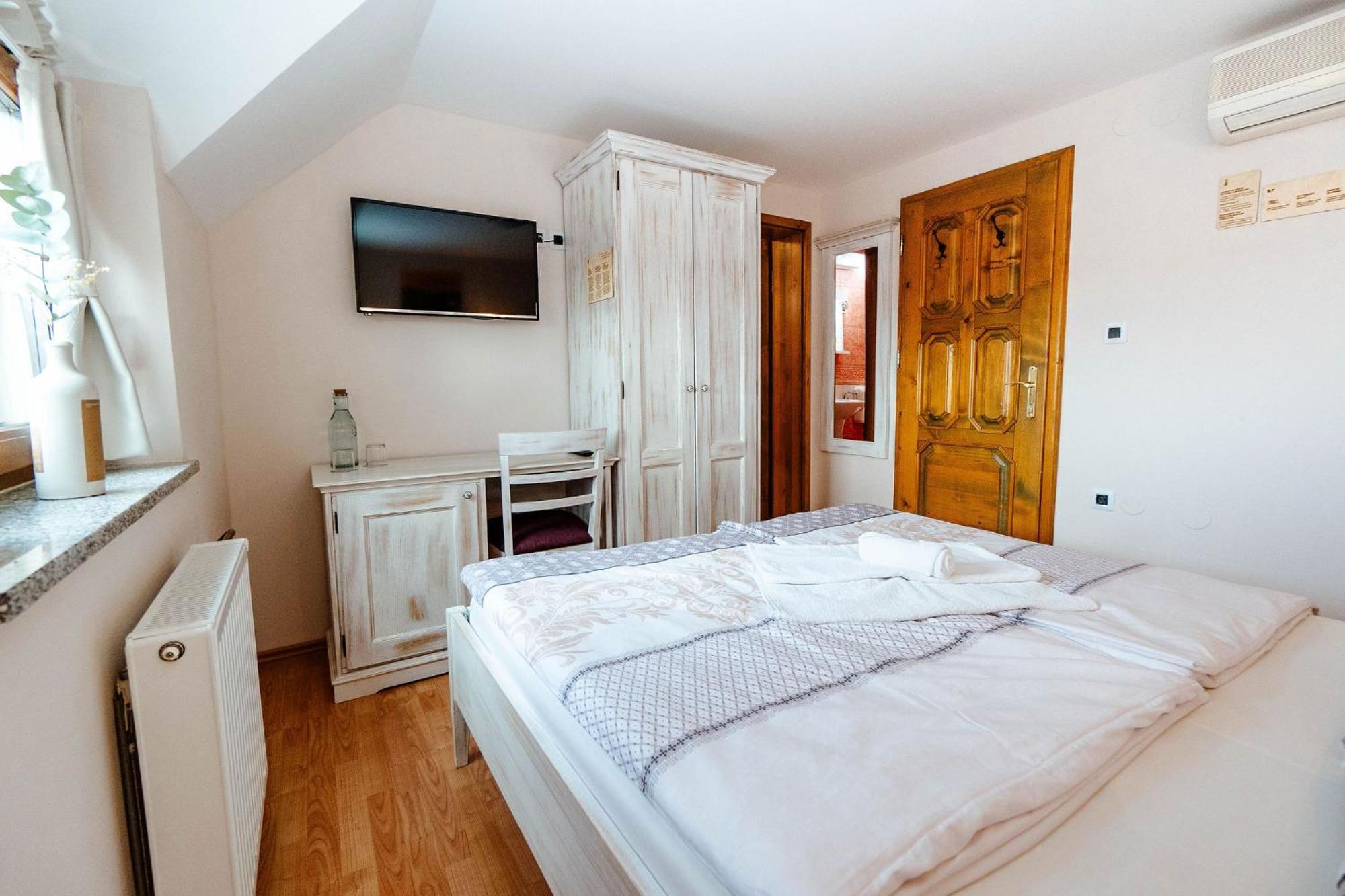 Zelena Oaza - B&B Miklavz pri Ormozu Buitenkant foto