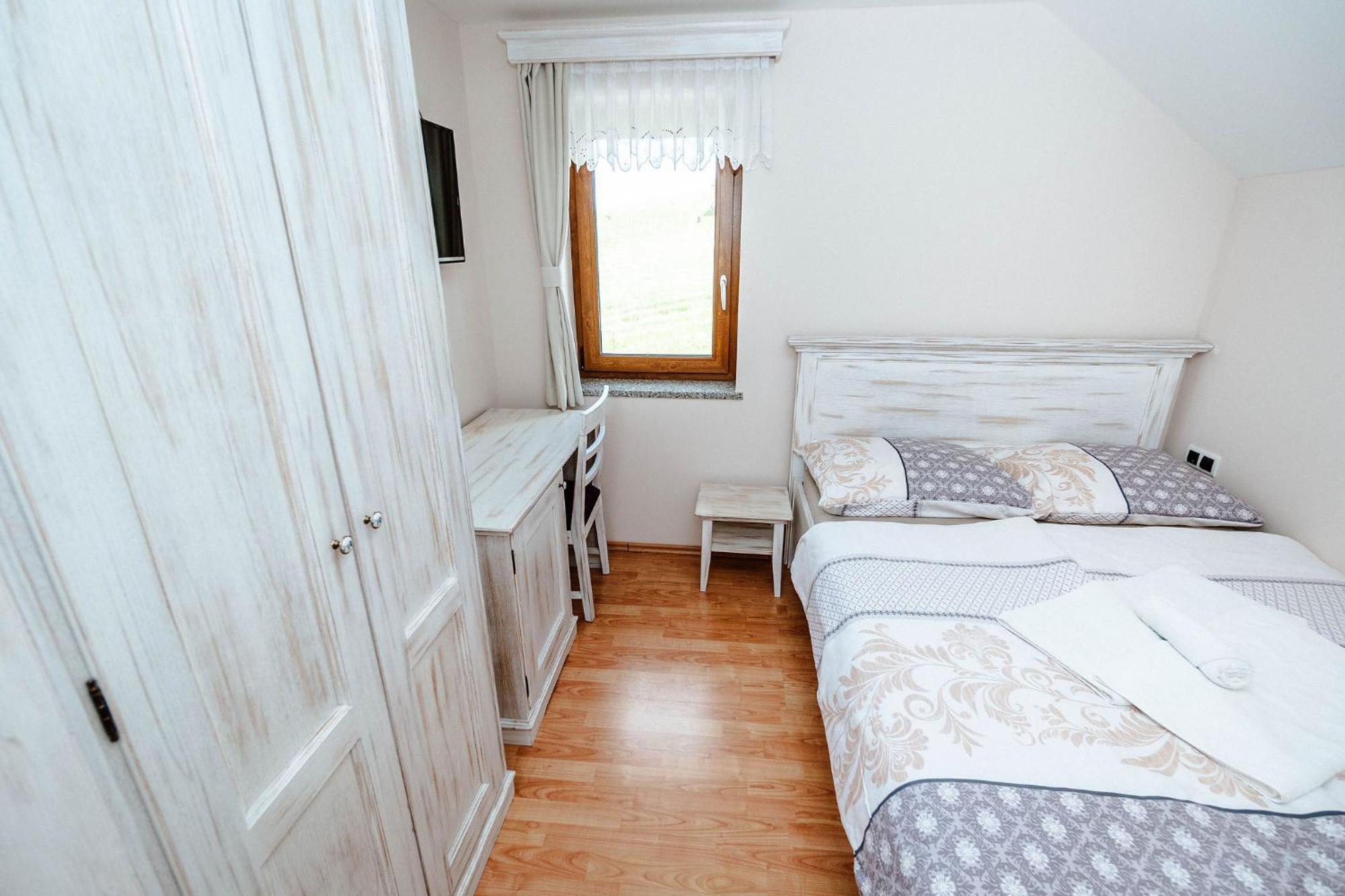 Zelena Oaza - B&B Miklavz pri Ormozu Buitenkant foto